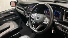 Volkswagen Caravelle 2.0 TDI Executive 199 4MOTION 5dr DSG Diesel Estate